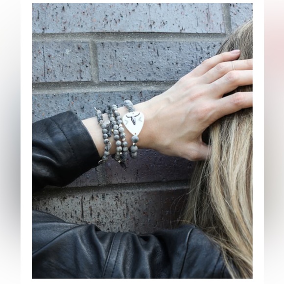 Beaded Bracelet by Electric Picks - Handmade from a guitar pick that says “Love” - Picture 5 of 6